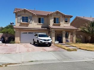1711 E Holguin St, Lancaster, CA