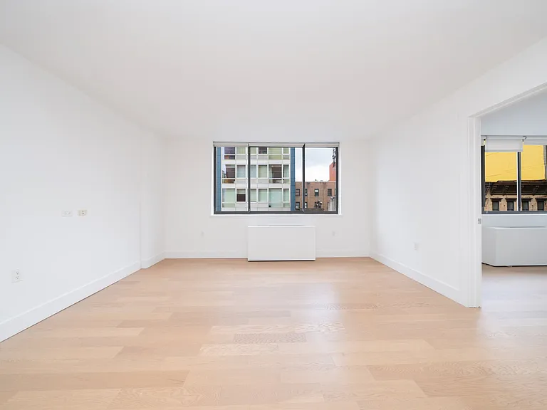 250 W 19th St #10C — Photo 5