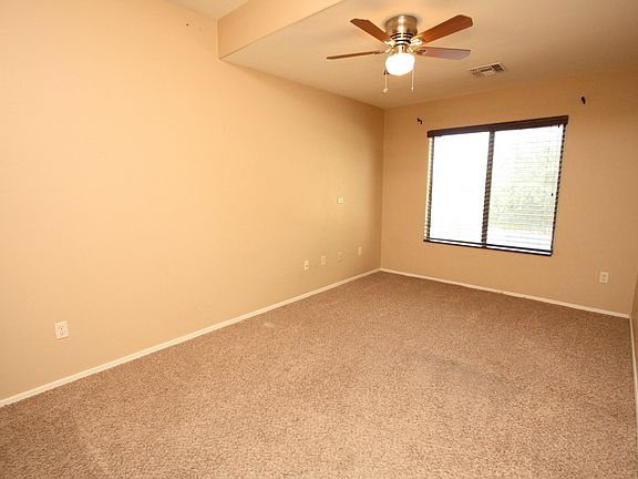 4th image of 576 W Pizzicato Ln