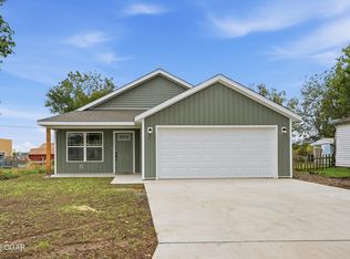 719 Roosevelt Ave, Joplin, MO 64801