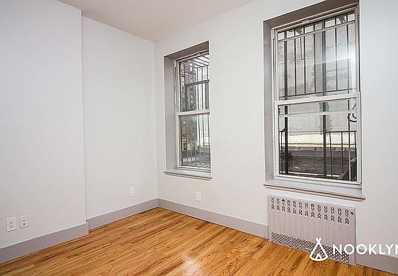 4th image of 379 S 5th St #1R