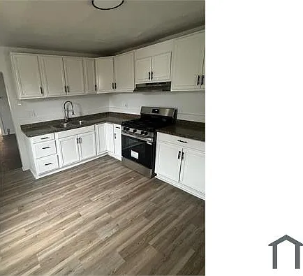 1807 Packer St — Photo 1