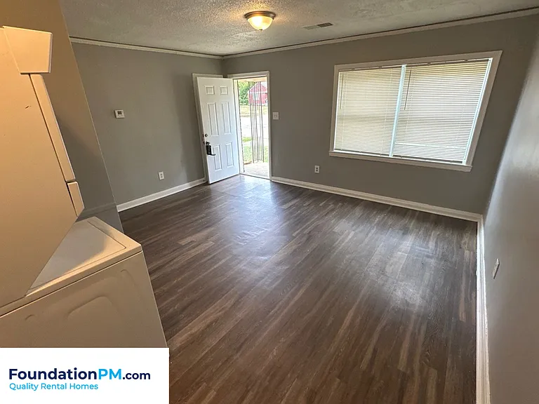 1442 Semmes St — Photo 5