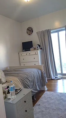 Rented by Signature Property Realty | media 35