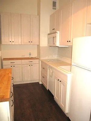 Rented by HOME RESIDENTIAL LLC | media 8