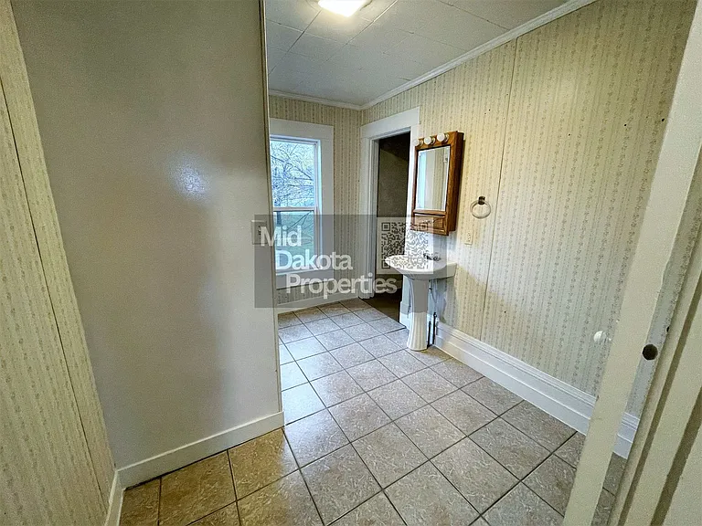 700 S Wisconsin St — Photo 17