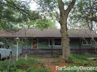 2716 Neola St, Cedar Falls, IA 50613