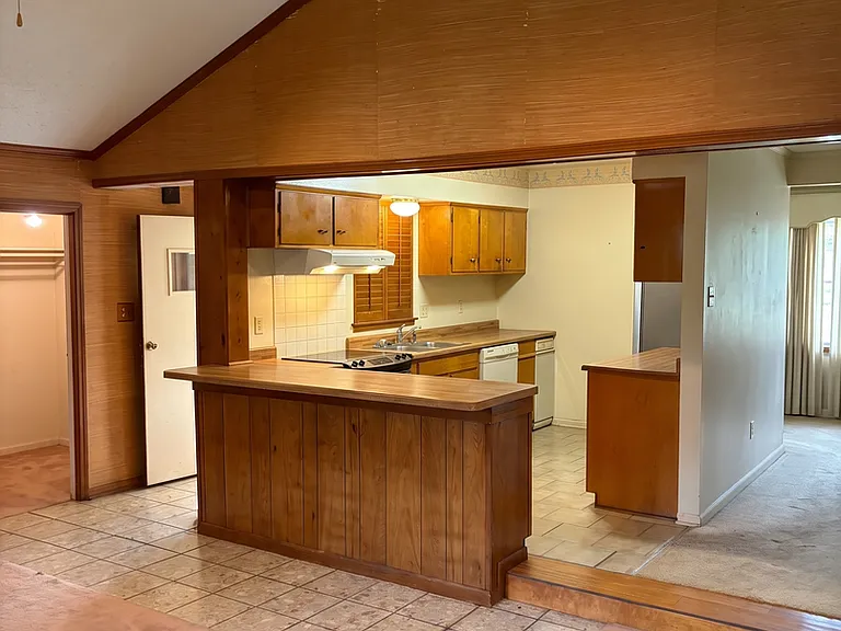 179 Honduras Ave — Photo 12