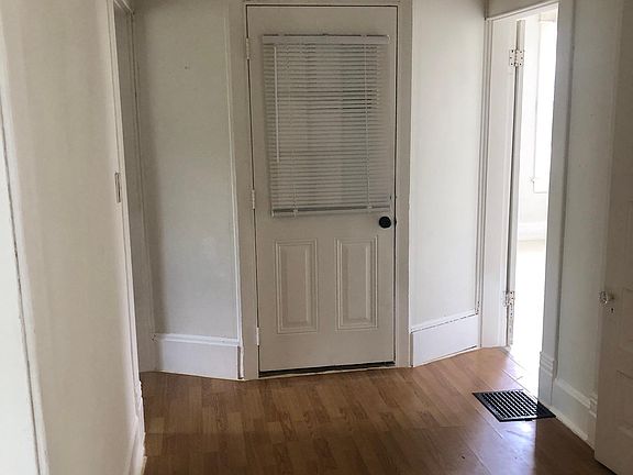 2nd image of 224 Park St #2