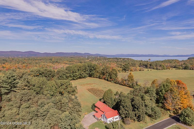 5th image of 263 Griffis Road