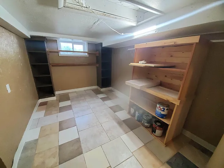 1426 Adams Ave — Photo 17