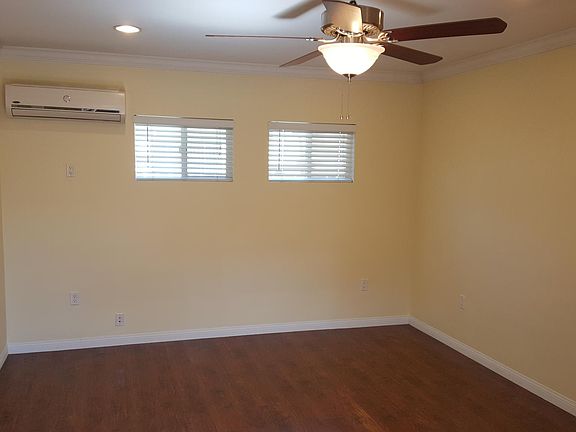 2nd image of 6549 Babcock Ave