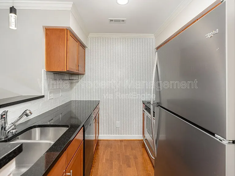 2516 Cranbrook Ln #9 — Photo 7