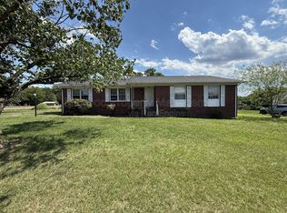 1804 Sherwood Dr, Fredericksburg, VA 22405