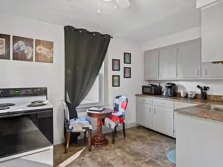 9519 Preston Ave #2 — Photo 6