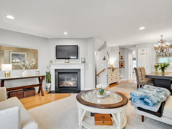 78 Summer St APT 5, Arlington, MA 02474