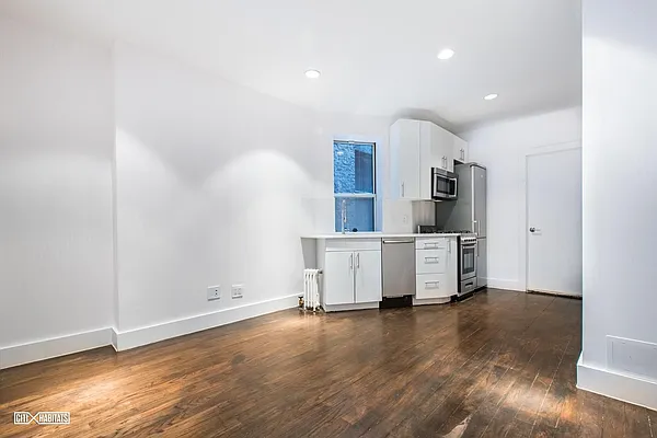 Rented by Citi Habitats | media 15