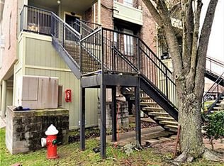 18800 Egret Bay Blvd APT 200, Houston, TX 77058