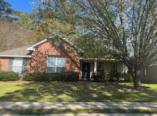 593 Acorn Ln, Brandon, MS 39047