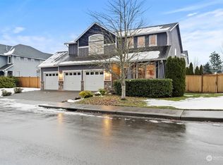 454 Rosario Pl NE, Renton, WA 98059