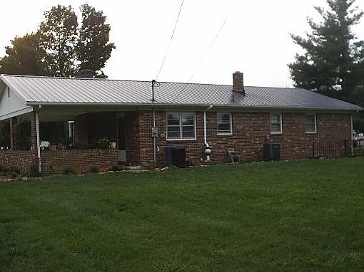 3rd image of 137 Somerset Dr
