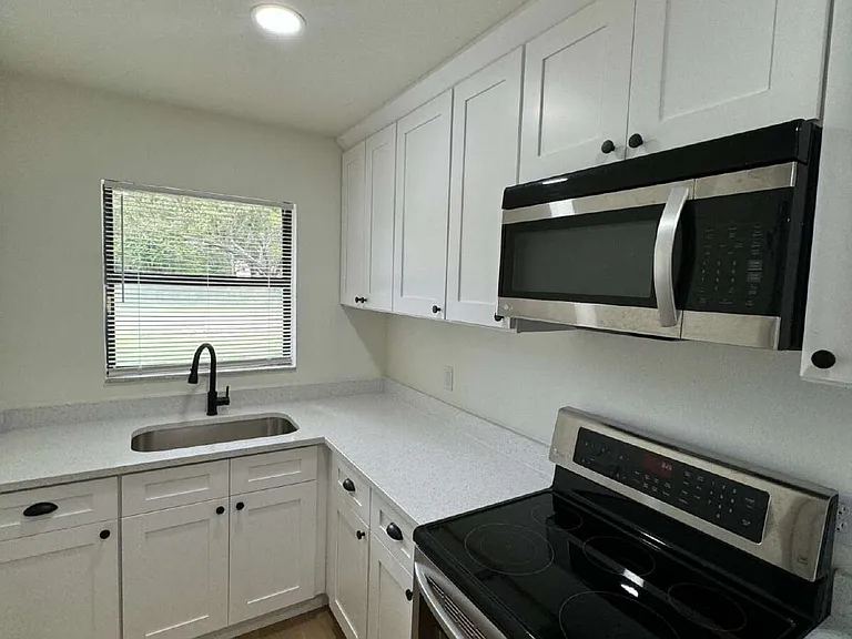 6212 S Martindale Ave #A — Photo 7