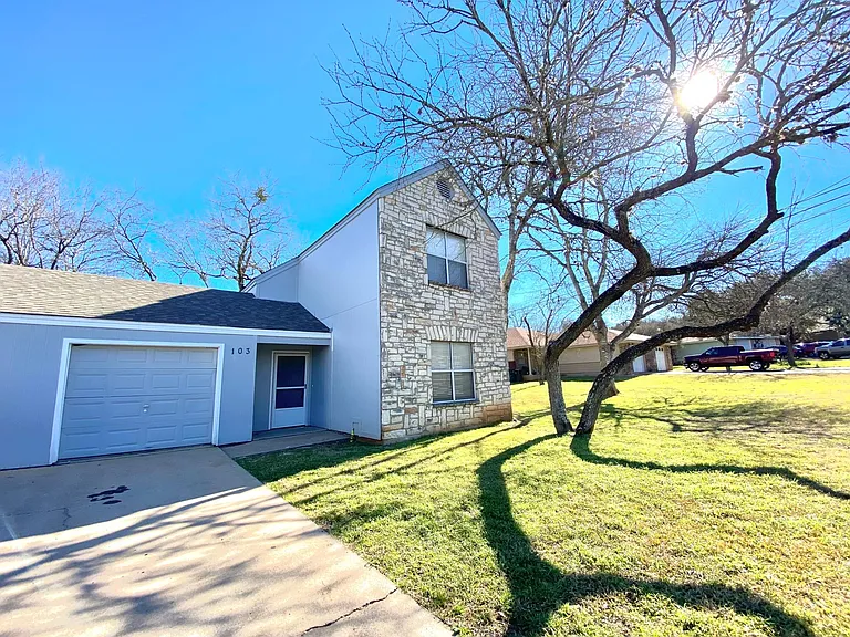 103 Hughson Ct — Photo 16