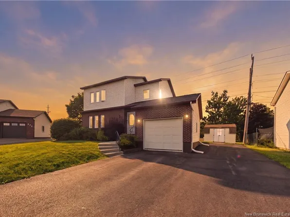 178 Isington St, Moncton, NB E1G 1Y6
