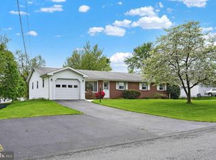 3 Park Rd, Mechanicsburg, PA 17050