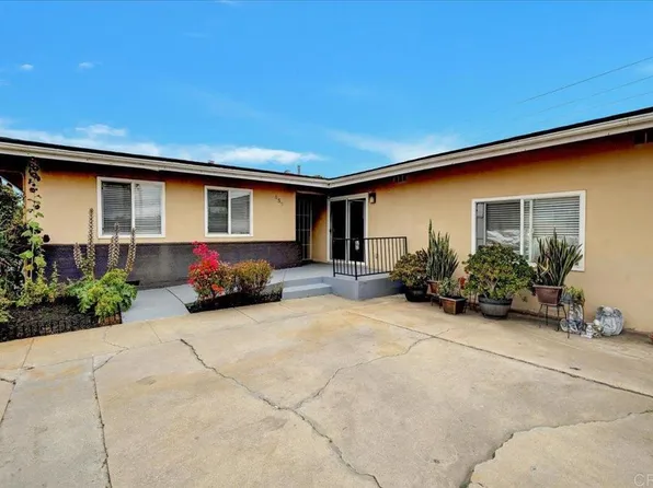 657 W 15th Ave, Escondido, CA 92025