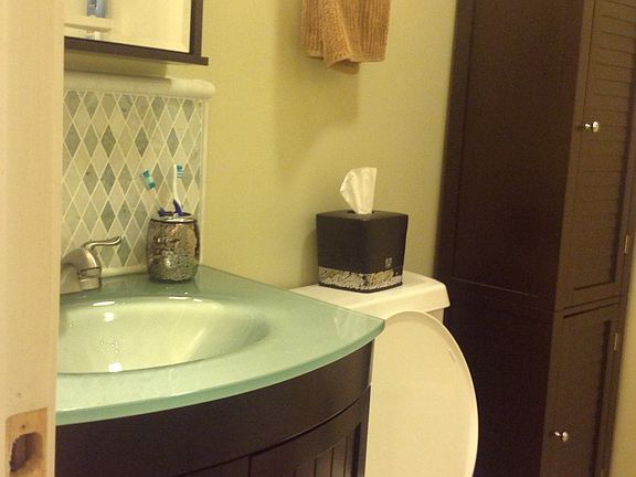 1st floor bath