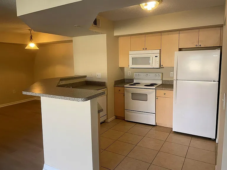 3605 NW Adriatic Ln #7-103 — Photo 2