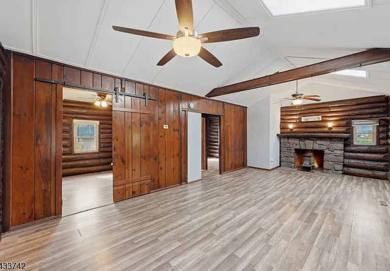 33 Hillside Ave — Photo 11