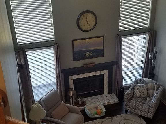 5th image of 568 Portsmith Ct