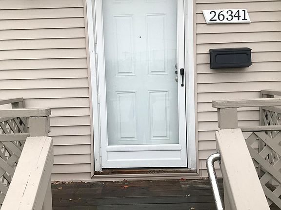 2nd image of 26341 Barrington St
