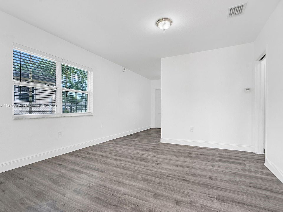 1st image of 4070 NW 65th Ave #4074