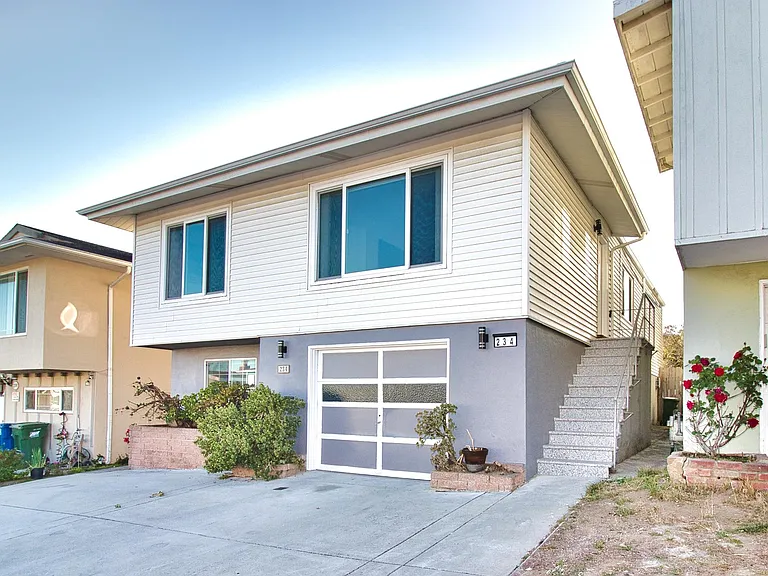 234 Del Prado Dr — Photo 22