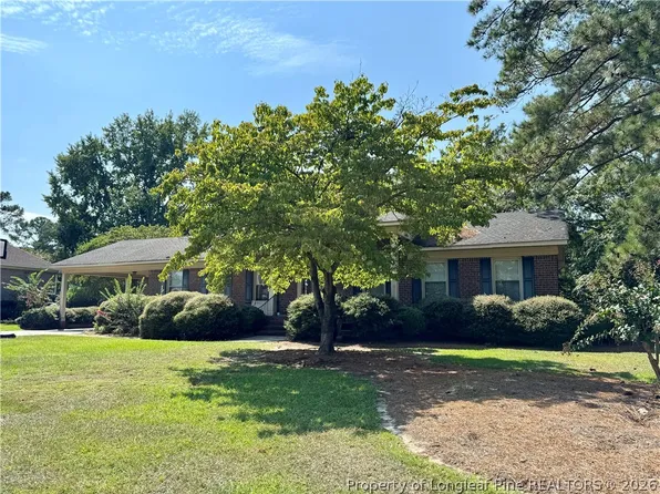 4302 N Walnut St, Lumberton, NC 28358