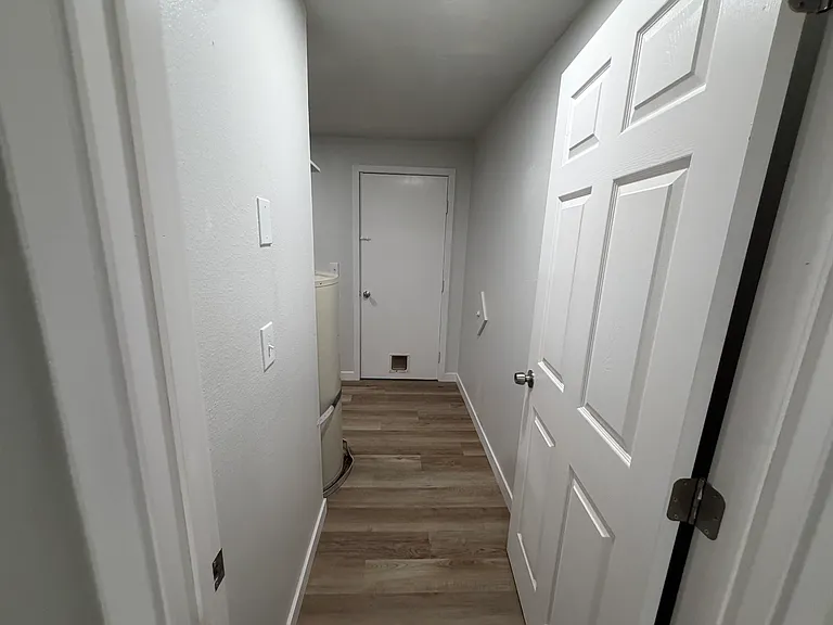 24883 Dunham Ave — Photo 17