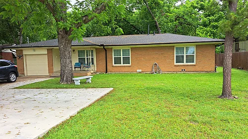 7929 Glenview Dr Photo 1