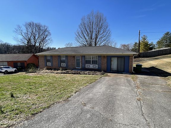 2nd image of 613 Darby Cir
