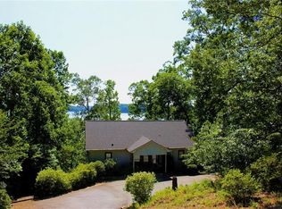 341 Hatteras Rdg, Six Mile, SC 29682