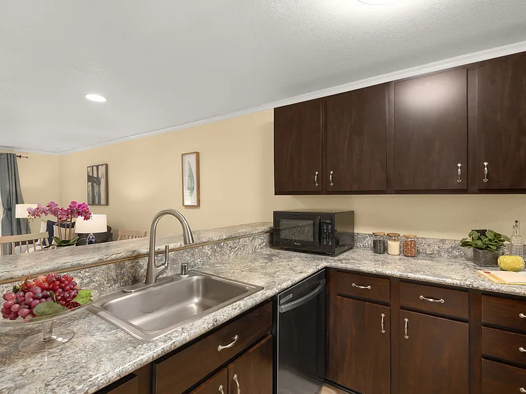 280 Newport Way NW #B-15 — Photo 16