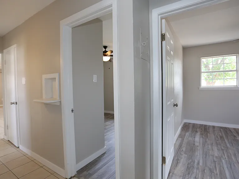 2913 Santa Rosa Ave — Photo 12