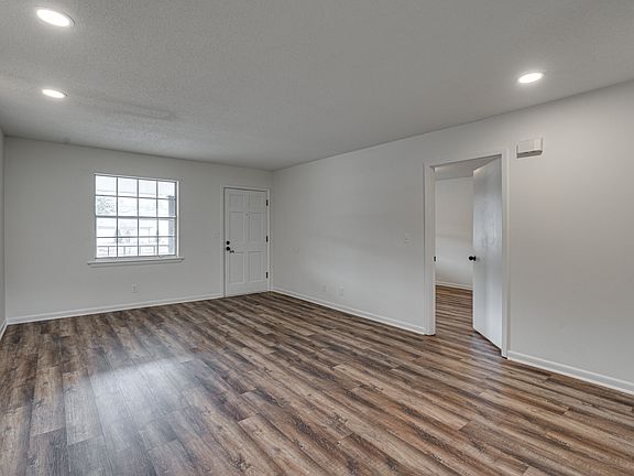 4th image of 2845 Dayton Blvd #0f7ddd99a