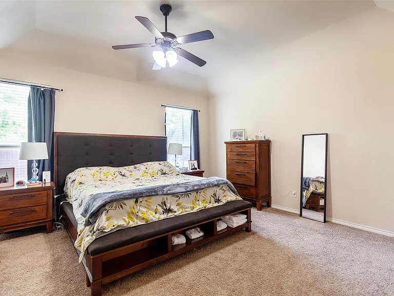 10113 Old Eagle River Ln — Photo 15