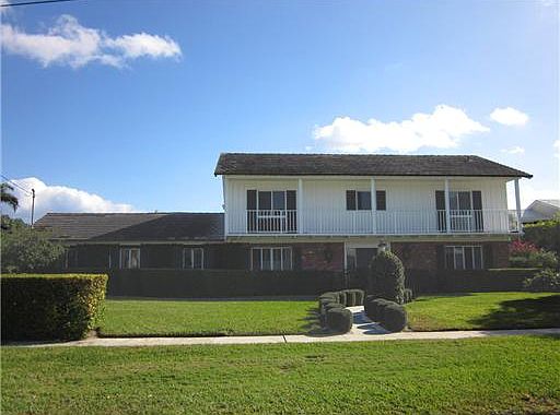 2nd image of 11680 Lake Shore Pl