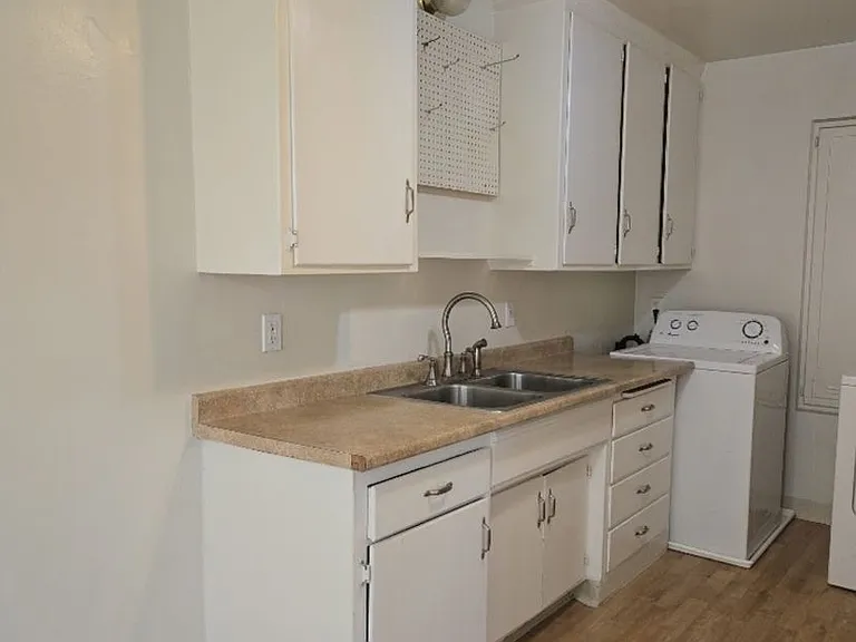 638 Nevada St — Photo 15