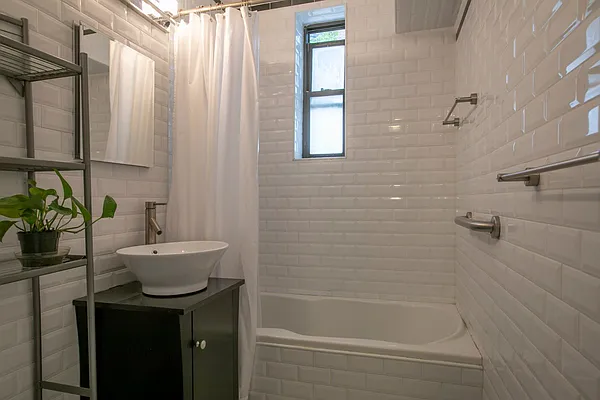 Rented by Keller Williams NYC | media 6