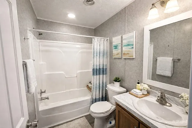 3 bed, 2.0 bath, 1040 sqft, $2,050 — Photo 4